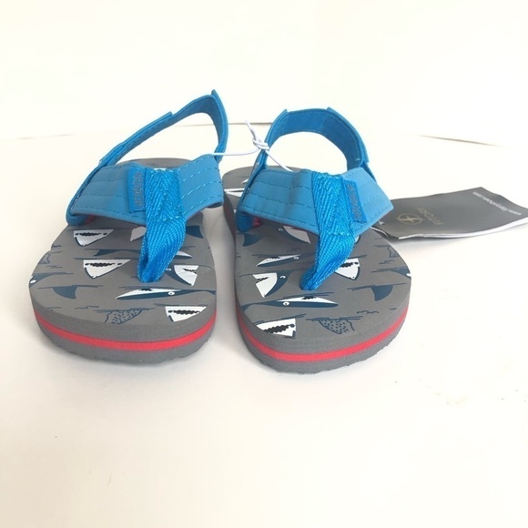 KRABOR Baby Boys Shark Flip Flops Sandals with Back Strap Size 5/6 - Picture 3 of 11